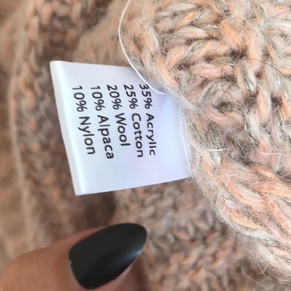 Bendetta B. | peach cream knot cozy sweater - Picture 4 of 6